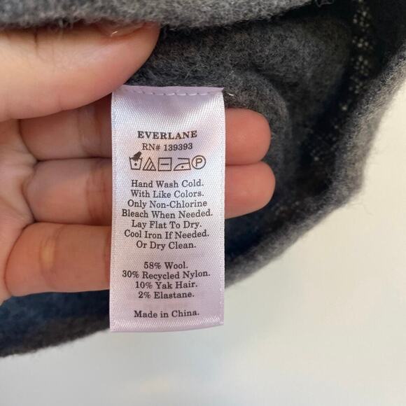 NWT Everlane The Cozy-Stretch Tank Wool In Dark Gray Size L - Picture 4 of 5